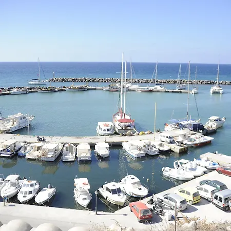 Michalis Apartment Vlychada